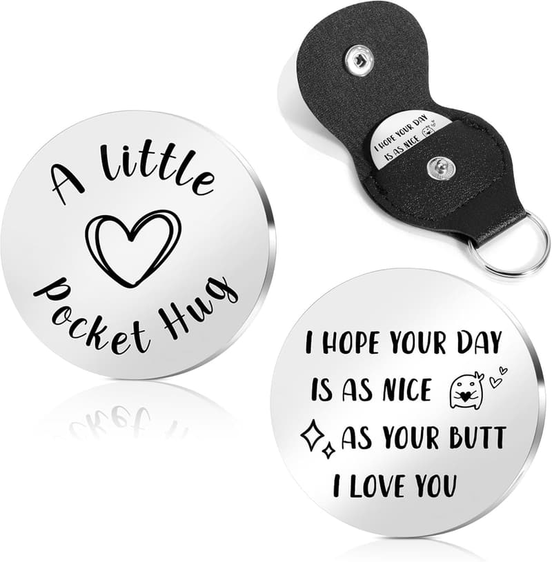 2025 Graduation Pocket Hug Token for Men and Women
