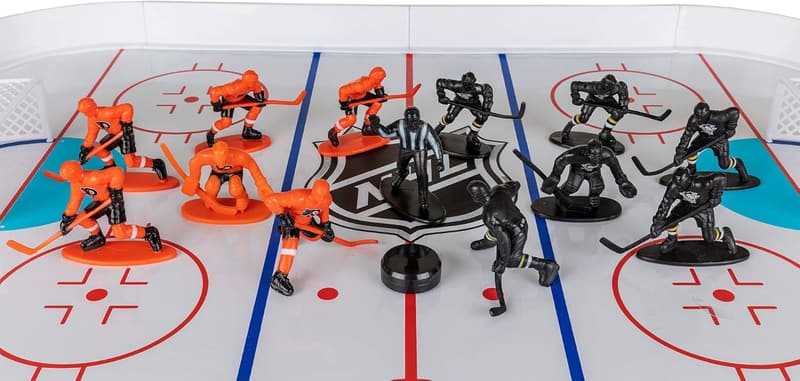 NHL Hockey Guys Playset - Penguins vs. Flyers, 25 Pieces