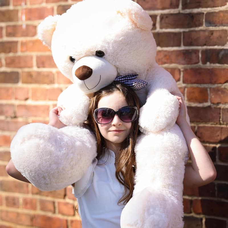 Giant 47-Inch White Plush Teddy Bear for Girlfriend or Kids