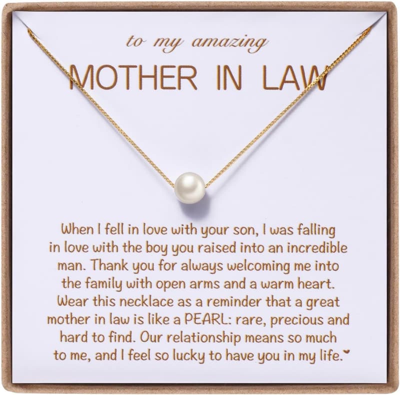 Dainty Pearl Necklace for New Mother-in-Law on Wedding Day