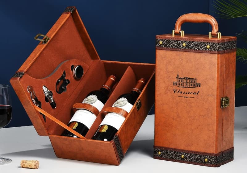Portable Vintage Leather Wine Gift Box with Accessories