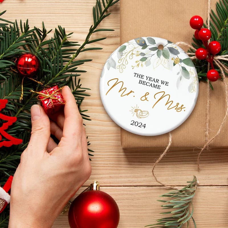 2024 Wedding Ornament – Mr & Mrs Christmas Keepsake for Couples