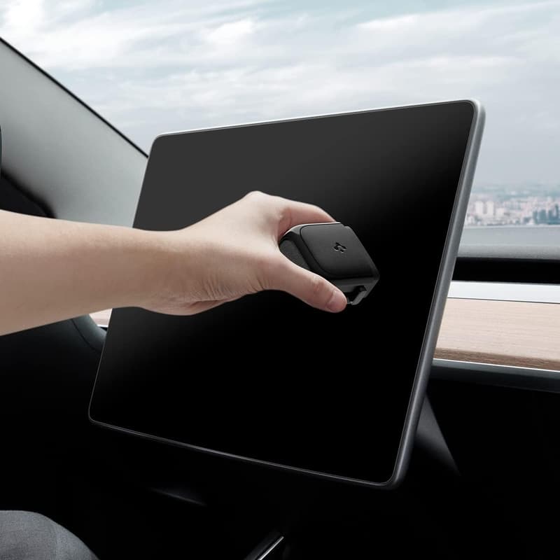 Tesla Model Y 2025 Refresh Screen Cleaner & Microfiber Pad