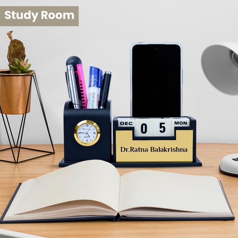 Customized Desk Organizer with Clock and Pen Stand (Gold)