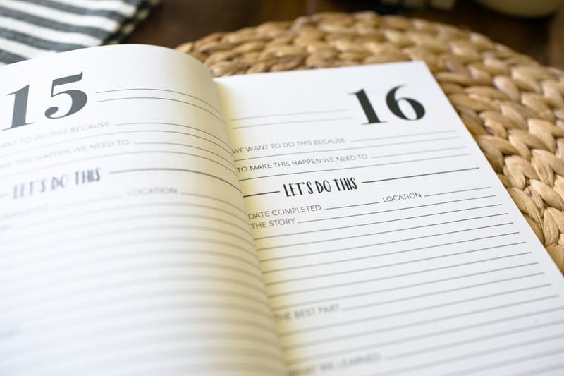 Couples' Bucket List Journal for Ideas and Adventures