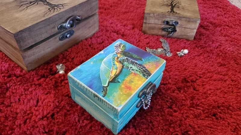 Sea Turtle Keepsake Box for Beach Lovers, Premium Decor