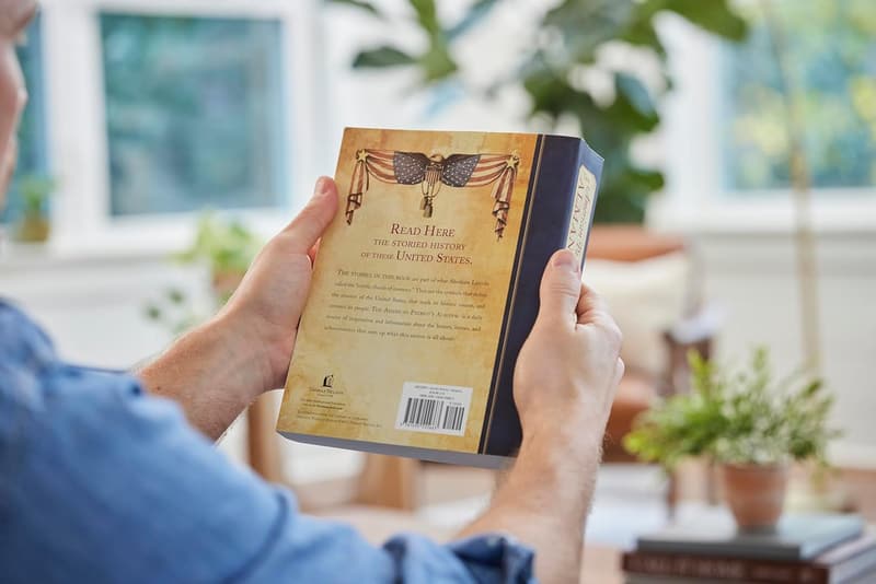 American Patriot's Almanac: Daily American History Readings