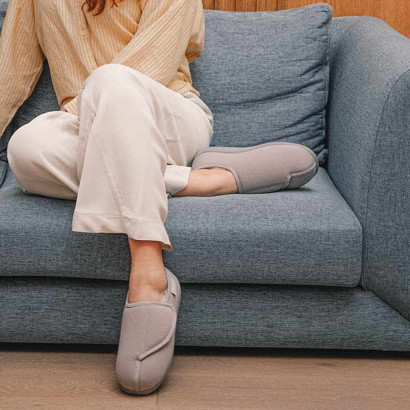 Cozy Adjustable Slippers with Memory Foam for Women