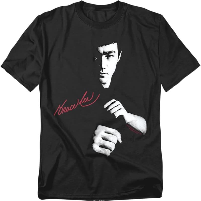 Dragon Awaits T-Shirt for Fans of Bruce Lee