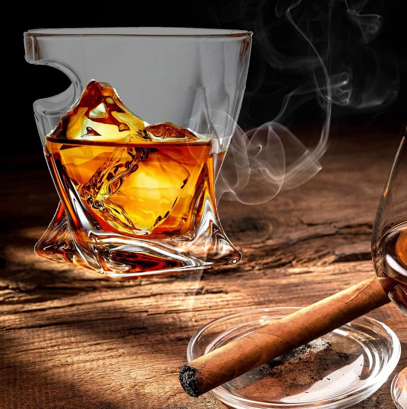 Christmas Whiskey Cigar Glasses with Side Cigar Rest