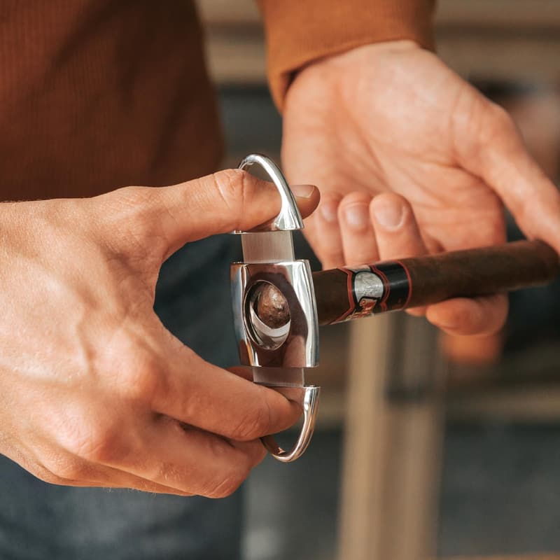 Classic Stainless Steel Cigar Cutter with Sharp Blades