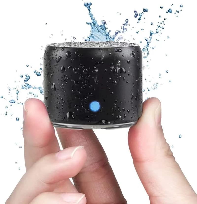 Portable Bluetooth Speaker with IP67 Waterproof Design