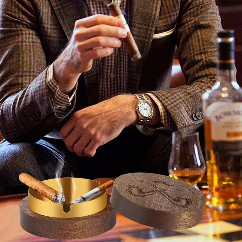 Indoor/Outdoor Wooden Ashtray with Lid - Gift for Men, Dad