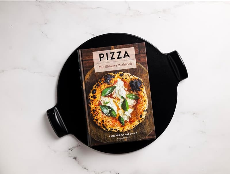 Ultimate Pizza Cookbook: 300+ Delicious Recipes