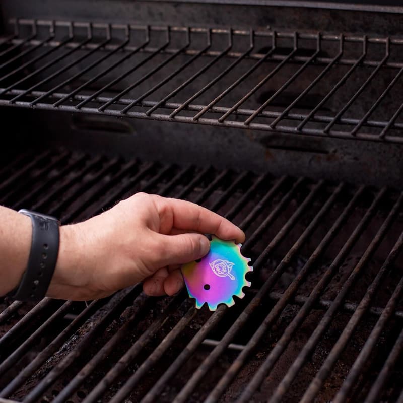 Grilling Gadget for Dads - Bristle-Free Grill Scraper