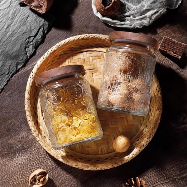 Airtight Vintage Glass Jar with Wooden Lid – 23.7 fl oz Food Storage