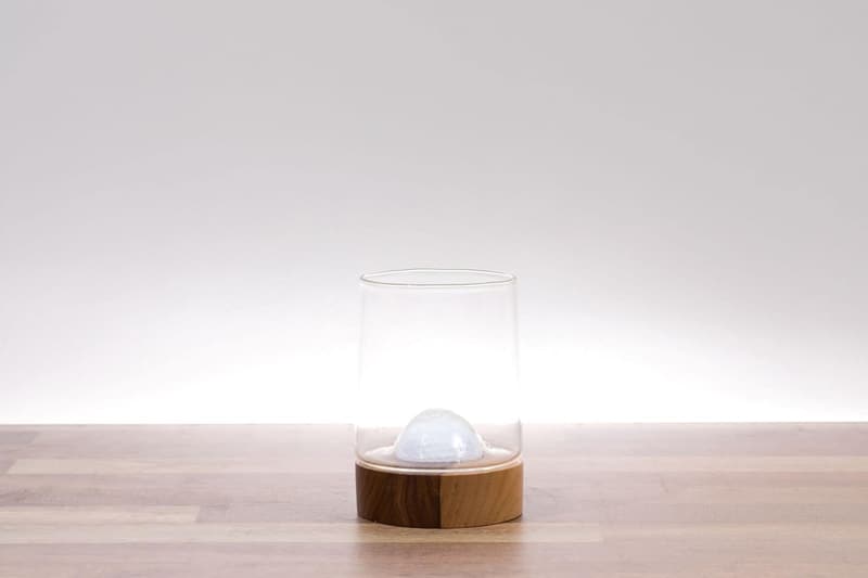 Golf Accessories Gift Set: Personalized Coaster & Whiskey Glasses
