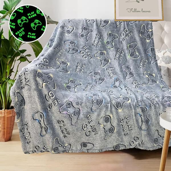 Glow in The Dark Gamer Blanket - 50