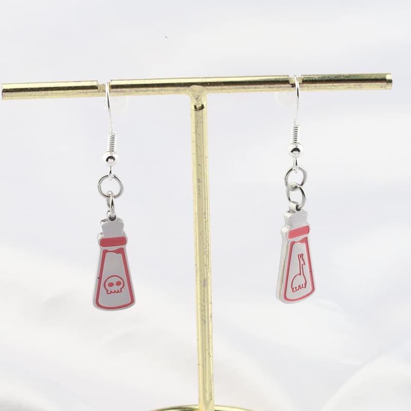 Llama Poison Earrings for Movie Fans