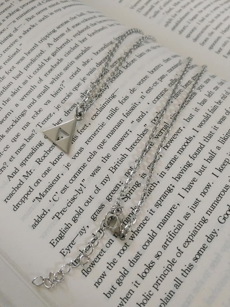 14K Gold Triangle Game Pendant Necklace and Earring Set