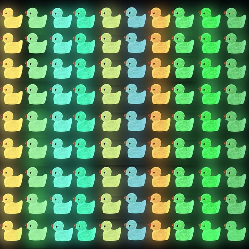Luminous Mini Resin Ducks - 200pcs Glow-in-the-Dark Decor