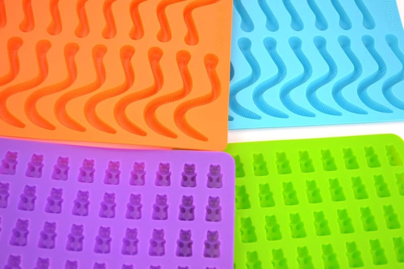 Silicone Gummy Bear & Worm Molds Set with 4 Droppers