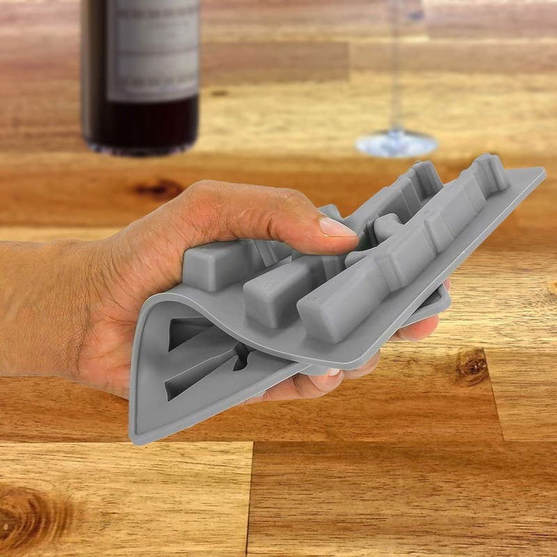 Funny AK-47 Gun Ice Cube Tray - Novelty Gift for Dad