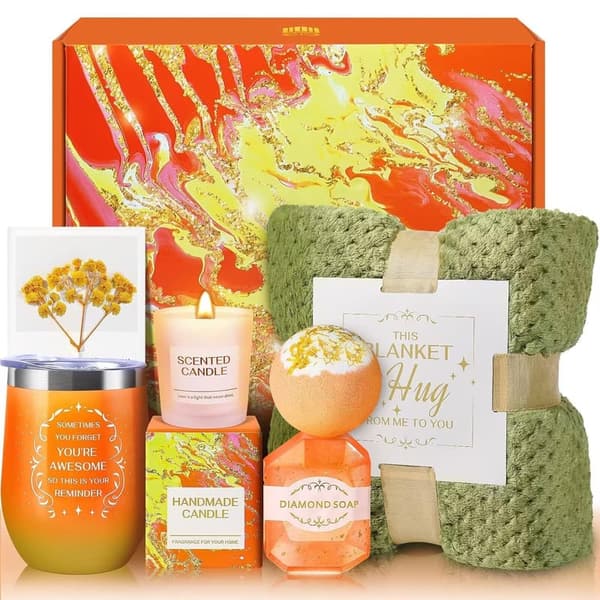 Mother's Day Spa Gift Basket with Flannel Blanket