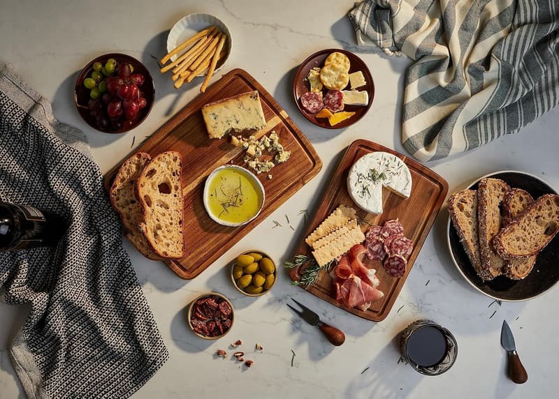 Acacia Wood Cutting Boards Set with Juice Groove - Gift Boxed