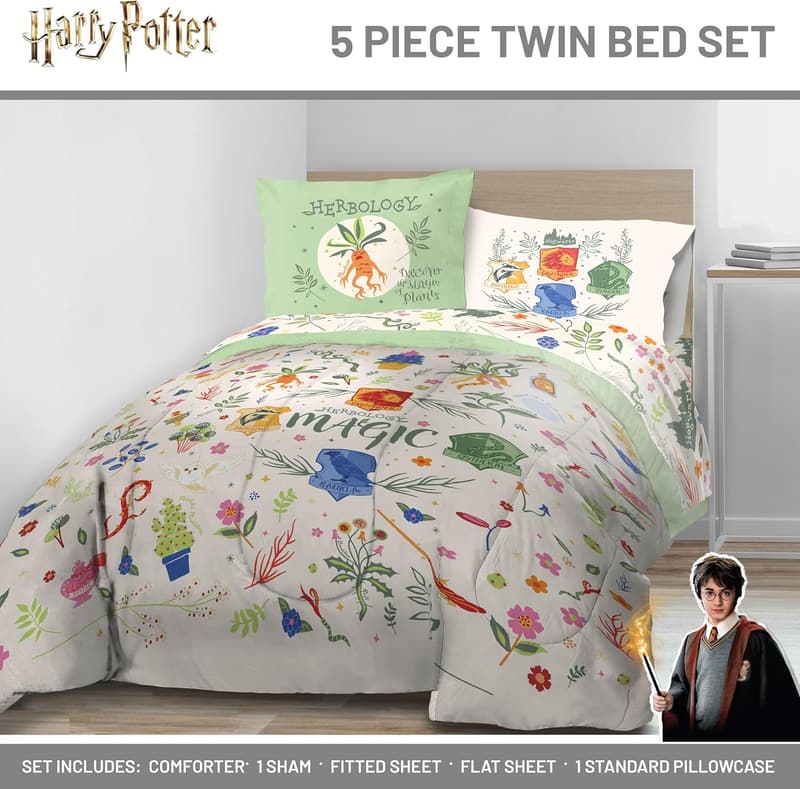 Harry Potter Twin Comforter Set - 5 Piece Hogwarts Bedding