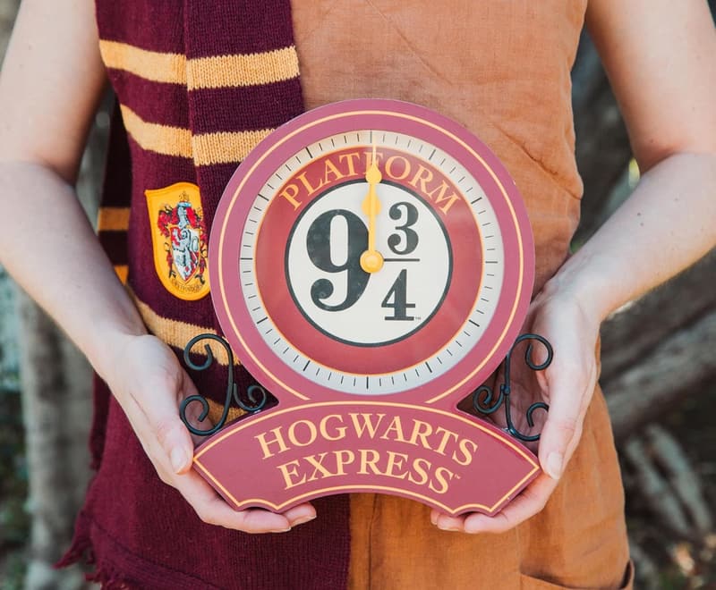Harry Potter Platform 9 3/4 Wall Clock, Silver Design