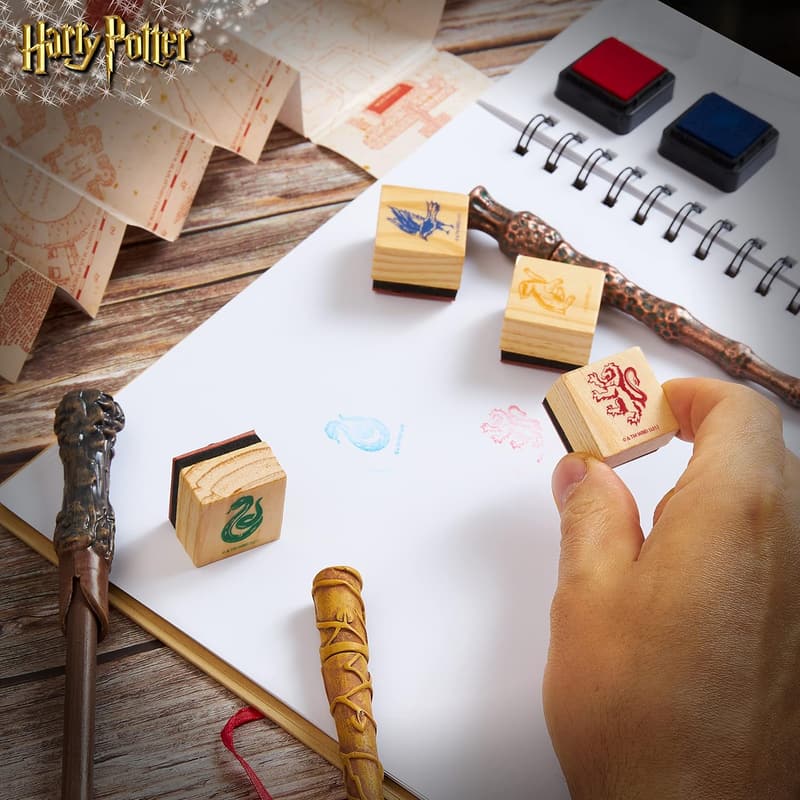 Harry Potter Wand Pen Set with Marauder’s Map Stamp Kit