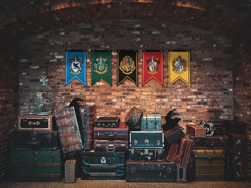 Harry Potter Birthday House Flag Set - 5 Polyester Banners