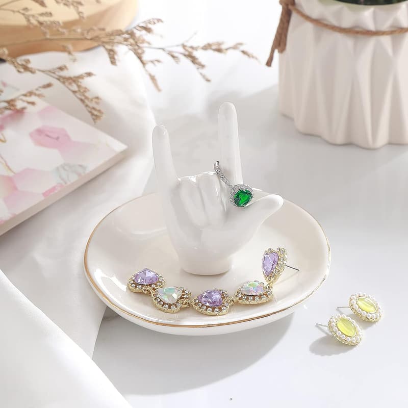 Valentine's Day Ceramic Ring Holder - 