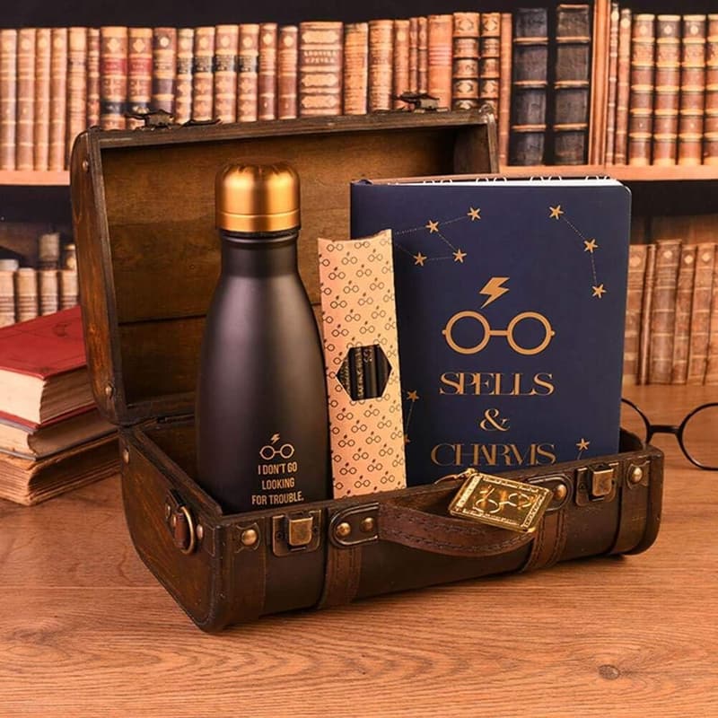 Harry Potter Insulated Bottle Gift Set in Wooden Trunk