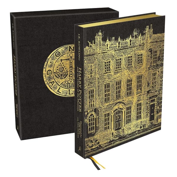 Deluxe Illustrated Slipcase Edition of Harry Potter 5