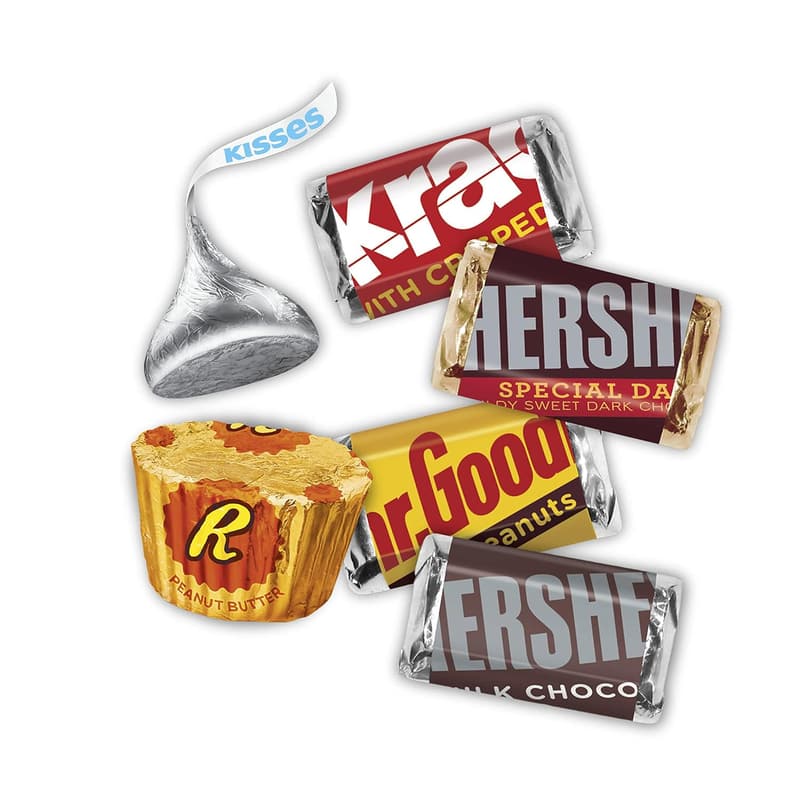 Chocolate Candy Party Pack - Assorted HERSHEY'S & REESE'S, 35 oz