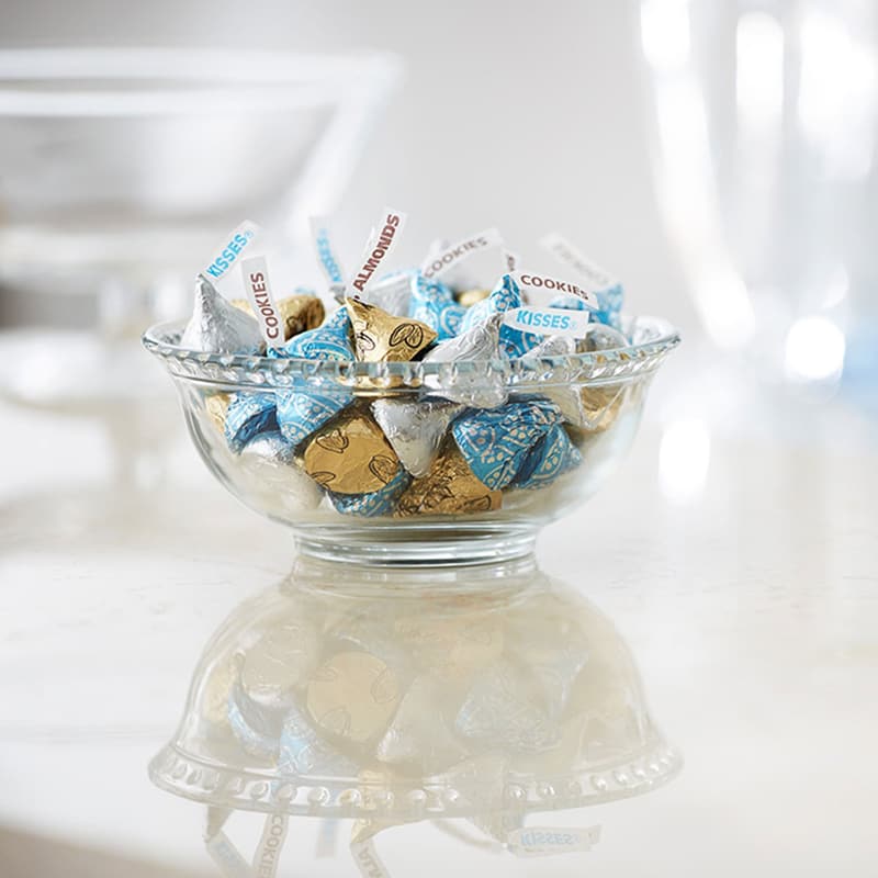 HERSHEY'S KISSES Chocolate Candy, 25 lb Bulk Treats