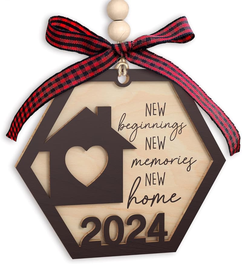 Housewarming Gift - Wooden Ornament for Couples & Women