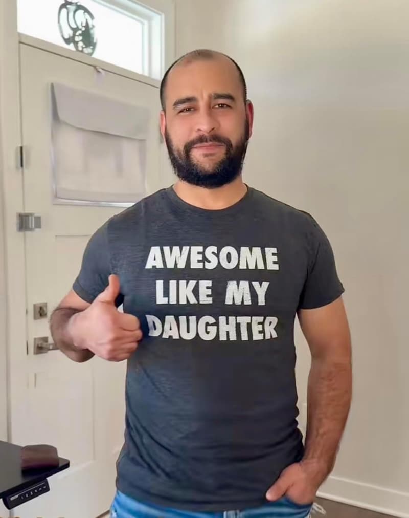 Funny Father's Day T-Shirt for Dads - 
