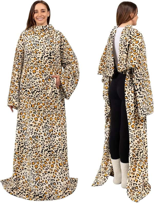 Wearable Fleece Blanket with Sleeves for Adults – Cozy Gift