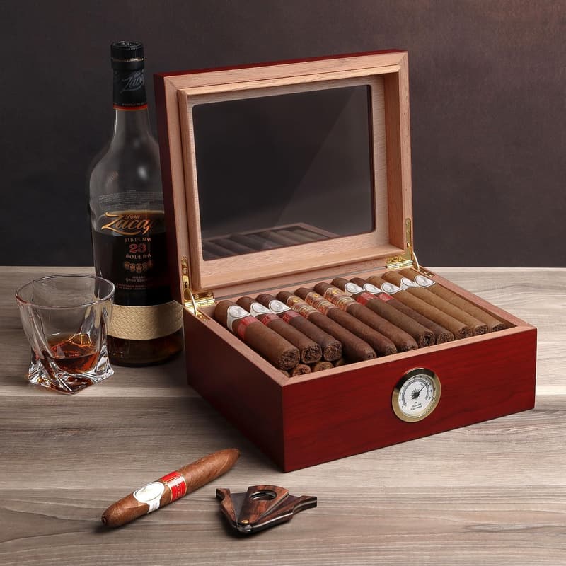 Elegant Cedar Cigar Humidor for 25-50 Cigars with Hygrometer