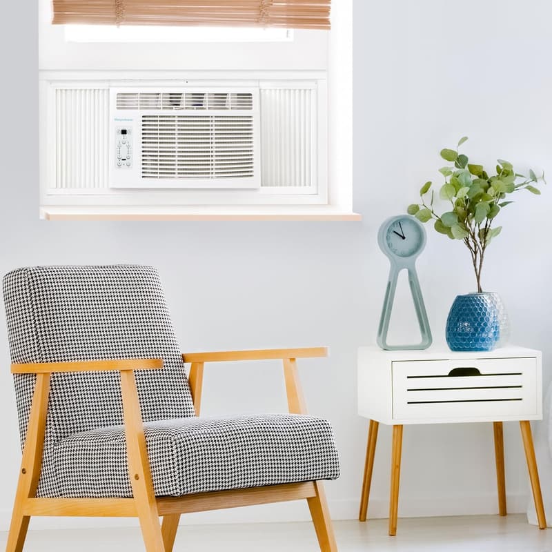 10,000 BTU Window Air Conditioner & Dehumidifier for Rooms up to 450 Sq.Ft.
