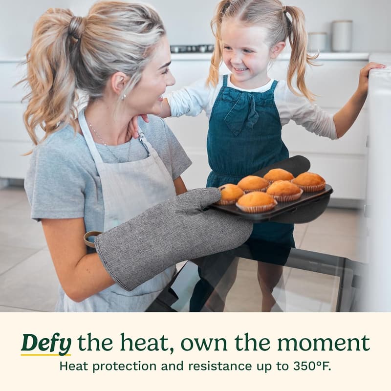 Cuisinart Heat-Resistant Oven Mitts with Non-Slip Neoprene