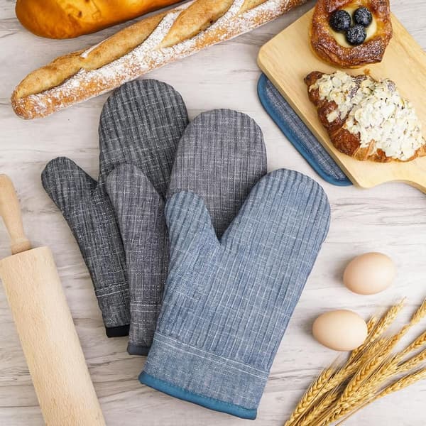 Heat-Resistant Silicone Oven Mitts Set with Non-Slip Grip, Blue