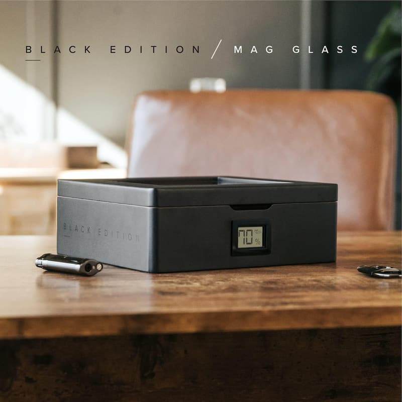 Matte Black Cigar Humidor with Glass Top & Digital Hygrometer
