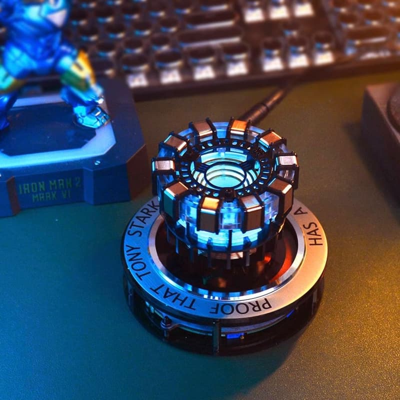 Levitating Arc Reactor MK1 – Floating LED Desk Decor