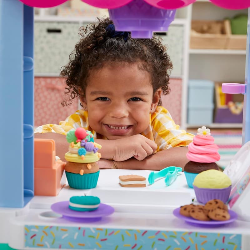 Play-Doh Food Truck Playset with 12 Modeling Cans for Kids