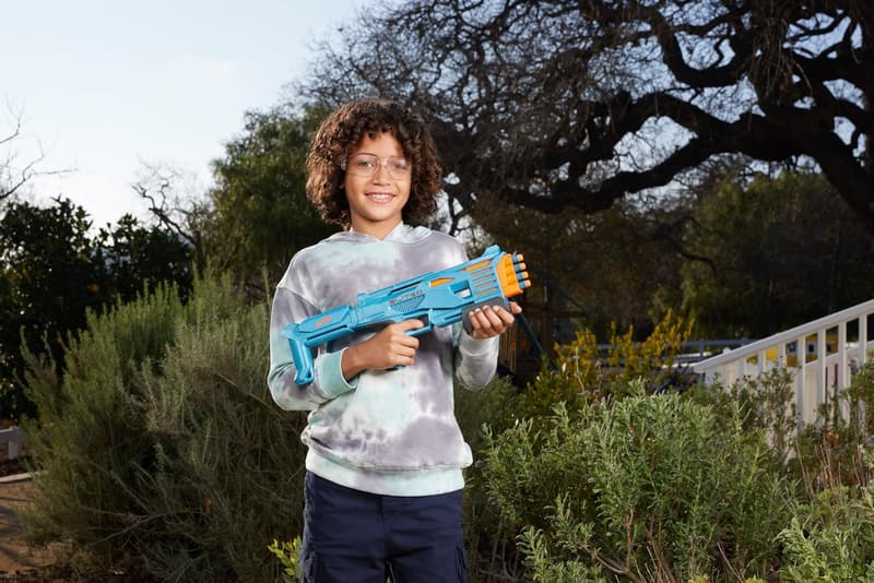 NERF Elite 2.0 Tetrad QS-4 Blaster with 4 Darts & Custom Rail