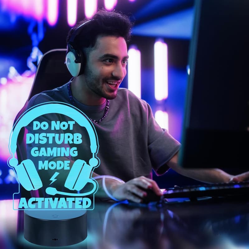 LED Gaming Lamp – Cool Gift for Teenage Gamers & Graduates